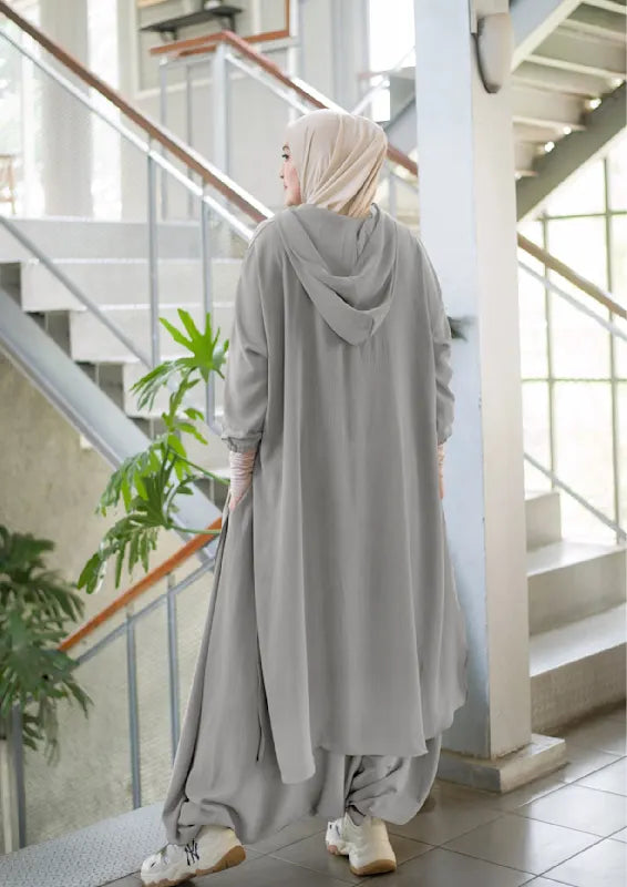 Ensemble de sport modeste By Modessa