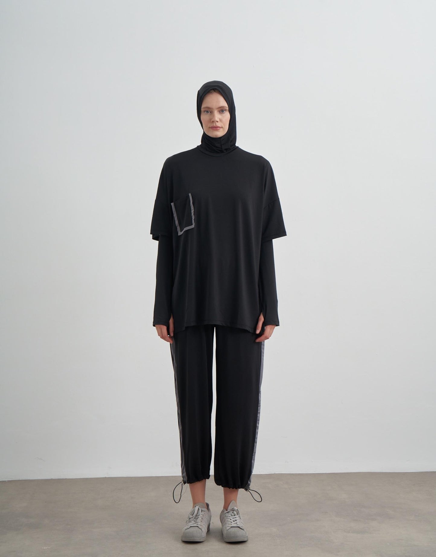 Diana - Ensemble Sport Modeste 4 Pièces – Confort & Performance