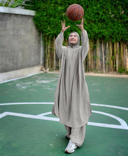 Ensemble de sport modeste By Modessa