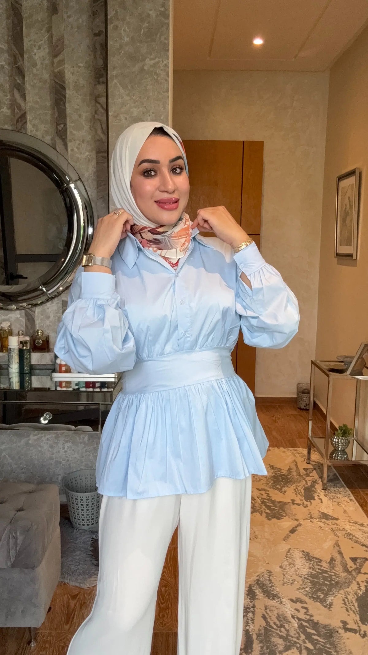 ÉLISE - Blouse Cintrée à Manches Bouffantes