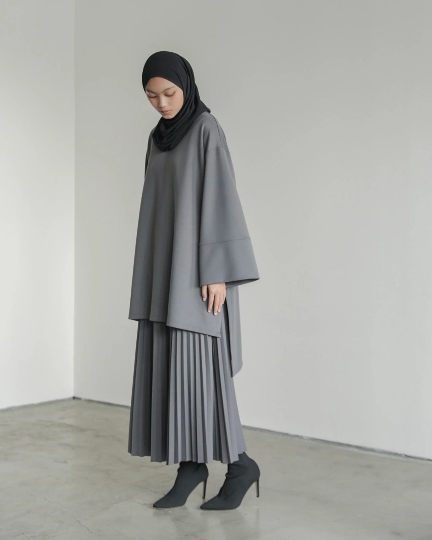 Ensemble Waves – Tunique Oversize & Jupe Plissée