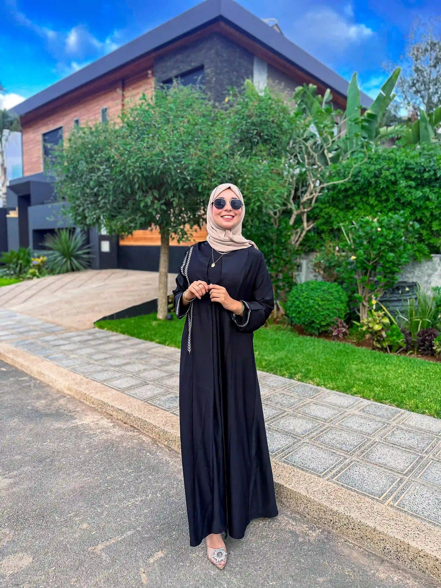 Luna - Abaya 2 pièces Chic Embrodée WIA